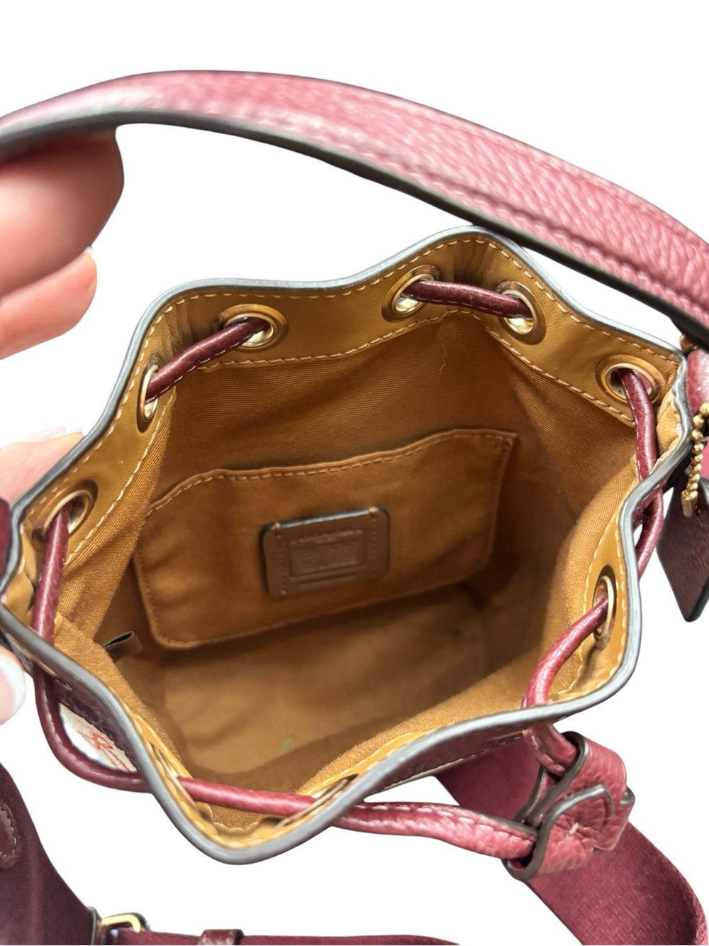 COACH Dempsey Drawstring Bucket Bag 15 Chalk Wine Bow Floral Print Crossbody - Picture 6 of 6